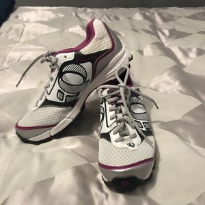 Pearl Izumi biking shoes sz40